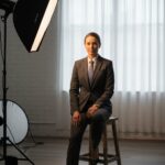 Natürliches Licht vs. Studioblitz: Die perfekte Beleuchtung für Ihr Bewerbungsfoto